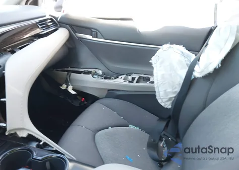 2020 Toyota Camry Le из США, поврежденный, VIN 4T1C11AK1LU865391